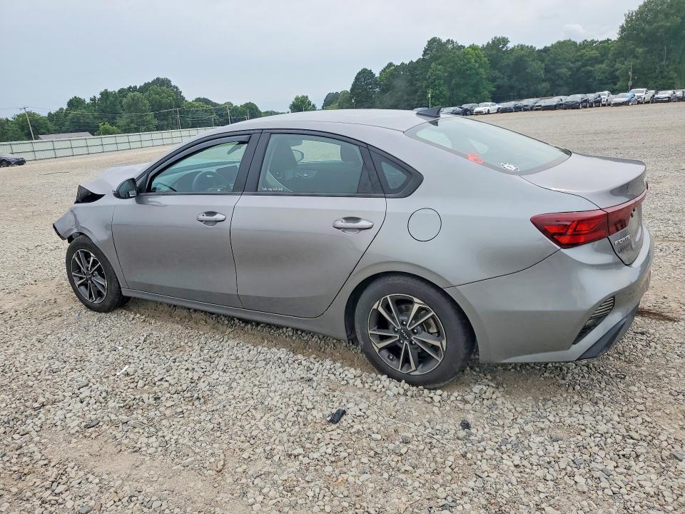Photo 2 from auction – 2023 KIA FORTE with VIN 3KPF24AD5PE635634