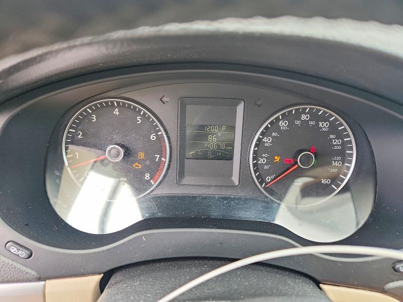 Photo 9 from auction – 2013 VOLKSWAGEN JETTA with VIN 3VWDP7AJ8DM384347