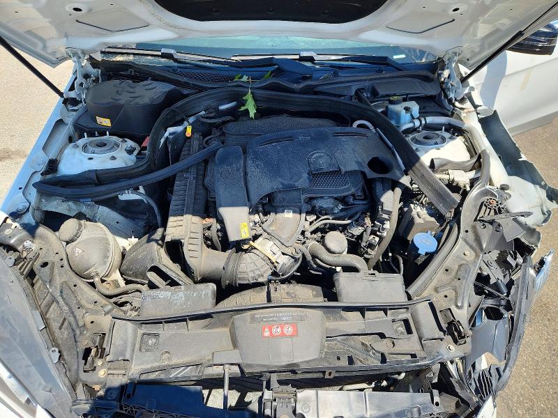 Photo 11 from auction – 2015 MERCEDES-BENZ E with VIN WDDHF8JB9FB120737