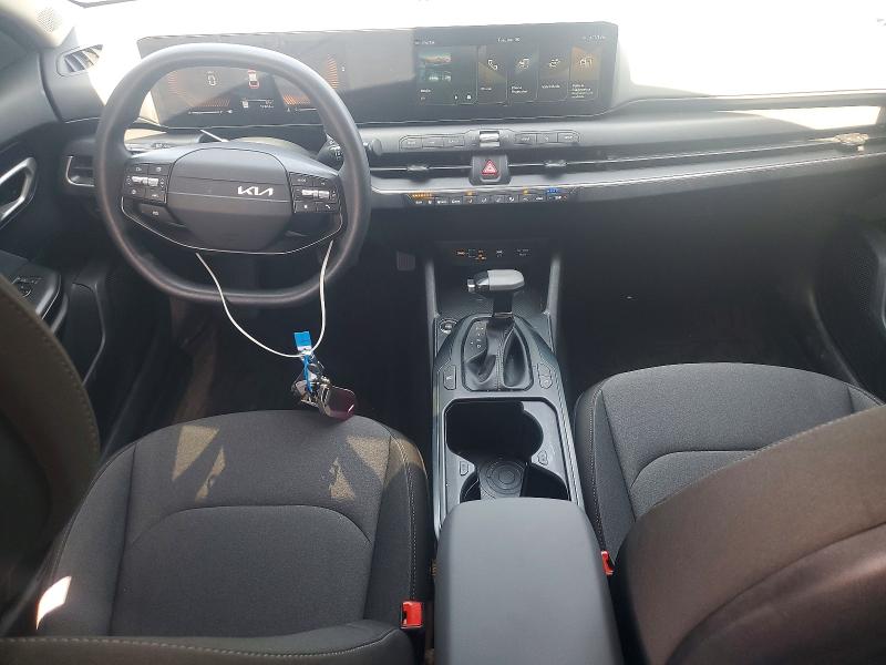 صورة رقم 8 من المزاد - 2025 KIA K4 مع VIN 3KPFT4DE8SE180319