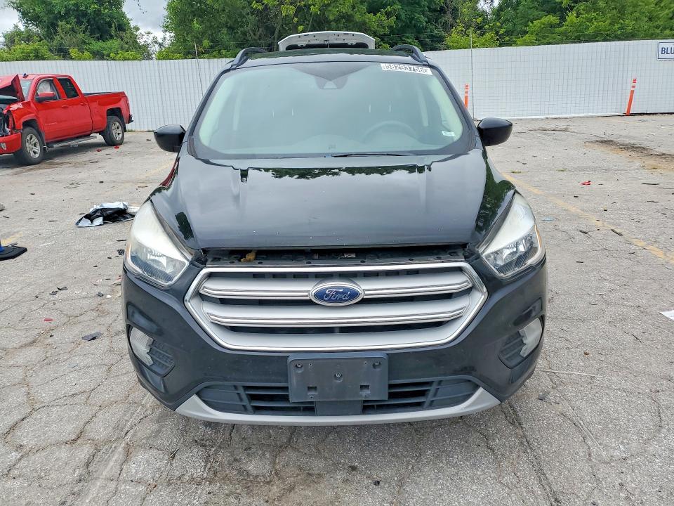 Photo 5 from auction – 2018 FORD ESCAPE with VIN 1FMCU9GD5JUB63649