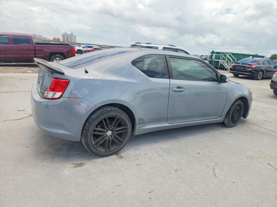 Снимка 3 от търг – 2012 SCION TC с VIN JTKJF5C70C3030331
