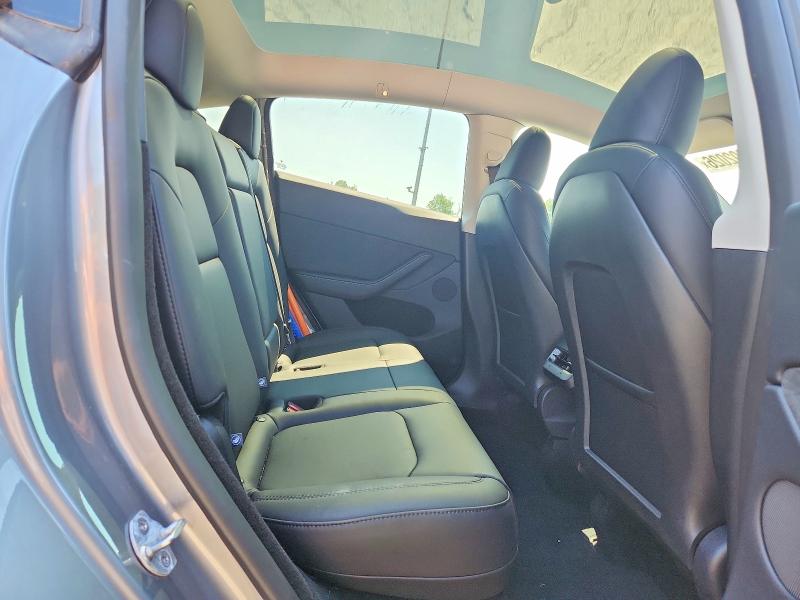Снимка 11 от търг – 2024 TESLA MODEL Y с VIN 7SAYGDEE2RA322678