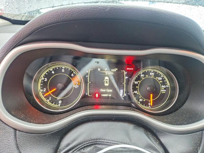 Photo 9 from auction – 2018 JEEP CHEROKEE with VIN 1C4PJLLB0JD573744