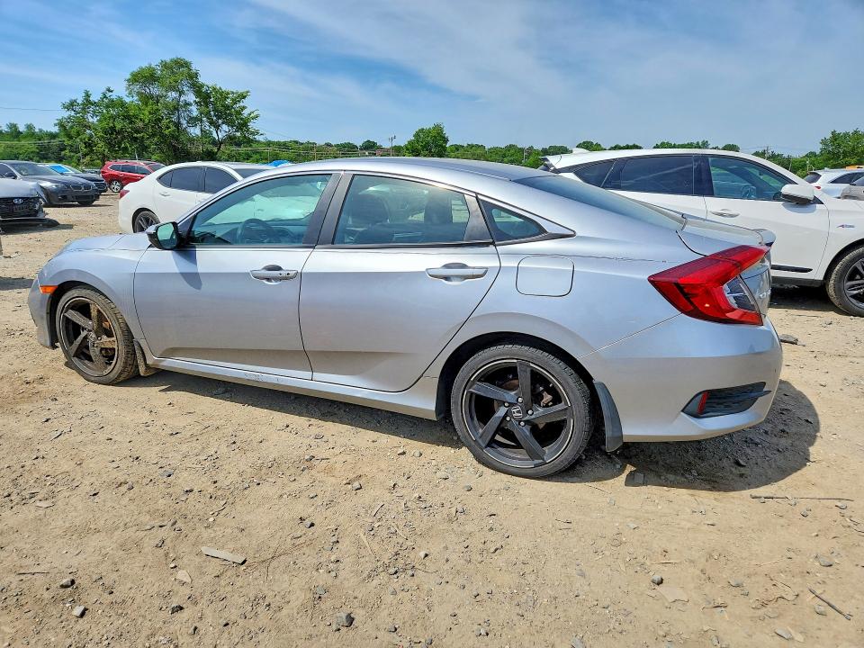 Photo 2 from auction – 2019 HONDA CIVIC with VIN 19XFC2F89KE021868