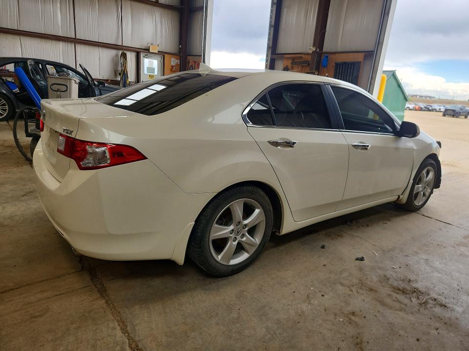 Photo 3 from auction – 2010 ACURA TSX with VIN JH4CU2F65AC801174