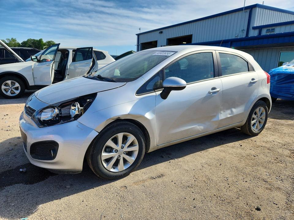 Фото 1 с аукциона – 2015 KIA RIO 5-DOOR с VIN KNADN5A35F6435477