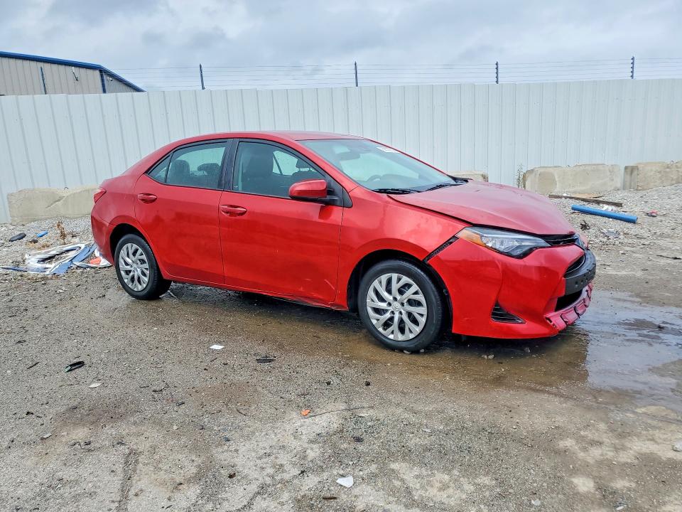 Photo 4 from auction – 2017 TOYOTA COROLLA with VIN 5YFBURHE2HP651939