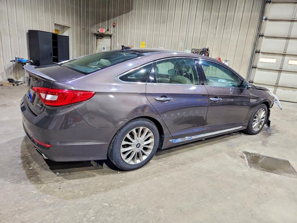 Photo 3 from auction – 2015 HYUNDAI SONATA with VIN 5NPE34AF6FH030879