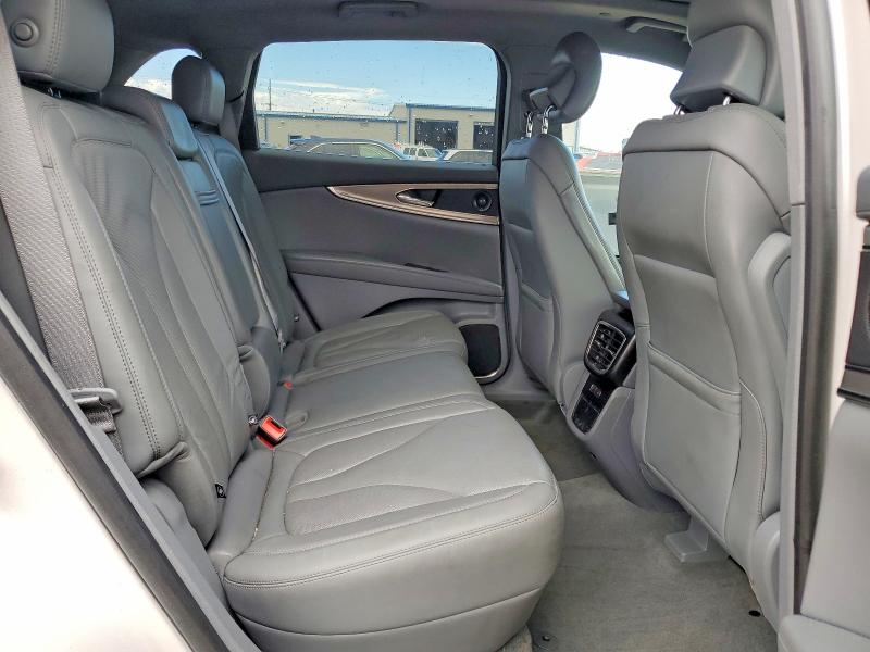 Photo 11 from auction – 2019 LINCOLN NAUTILUS with VIN 2LMPJ8L98KBL48294