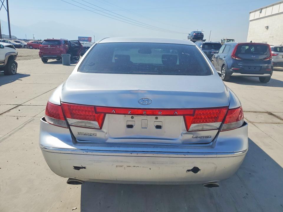 Photo 6 from auction – 2007 HYUNDAI AZERA with VIN KMHFC46F67A190052