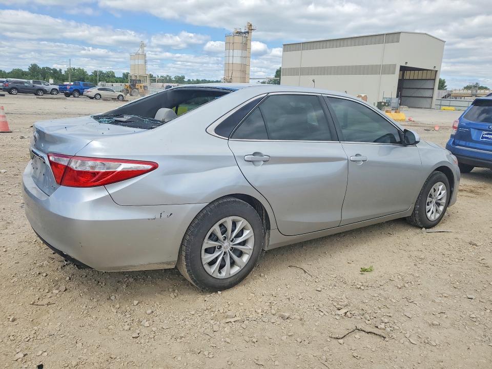 Photo 3 from auction – 2016 TOYOTA CAMRY with VIN 4T4BF1FK8GR561086