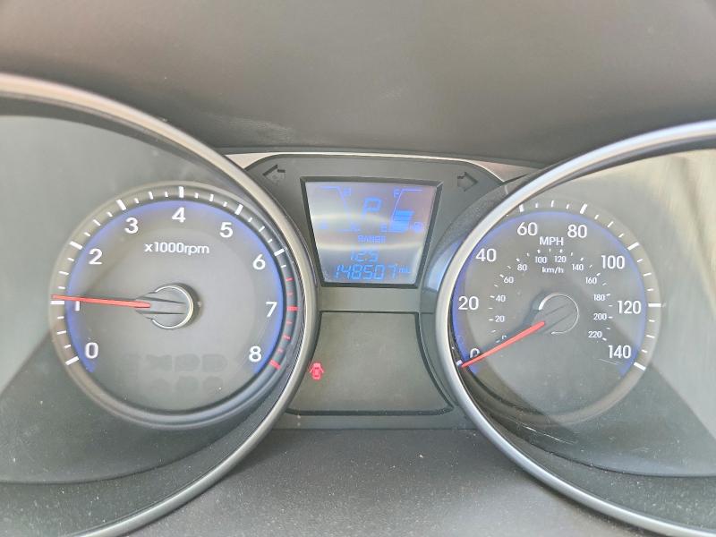 Photo 9 from auction – 2011 HYUNDAI TUCSON with VIN KM8JUCAC0BU257511
