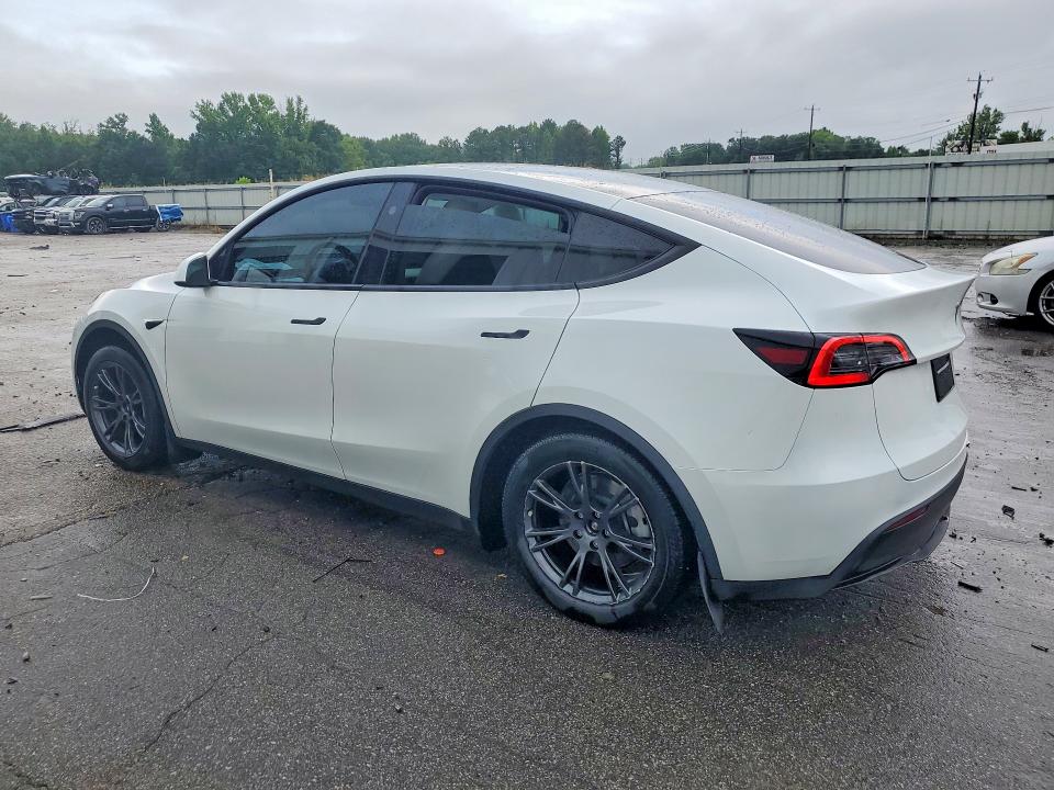 Photo 2 from auction – 2025 TESLA MODEL Y with VIN 7SAYGDED1SA345656
