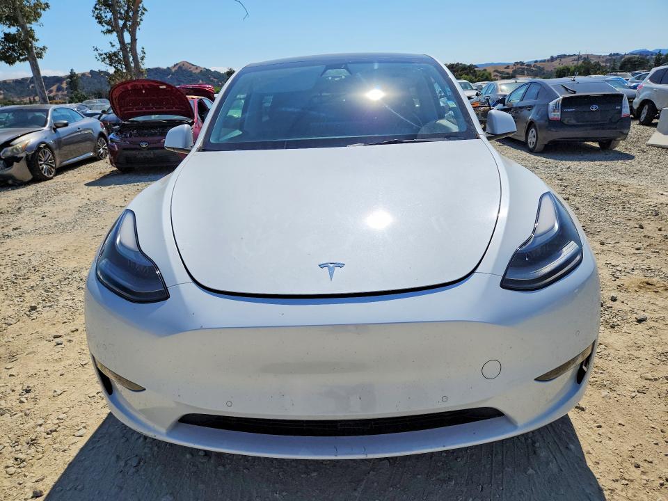 Photo 5 from auction – 2021 TESLA MODEL Y with VIN 5YJYGDEF8MF216527