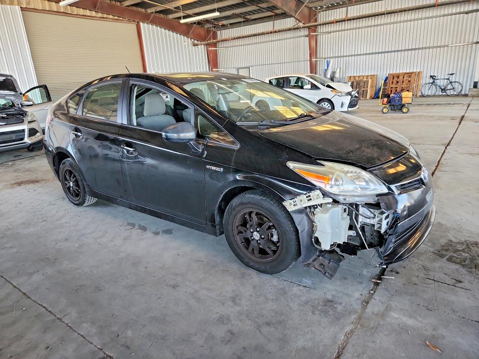 Photo 4 from auction – 2015 TOYOTA PRIUS with VIN JTDKN3DU0F0423422