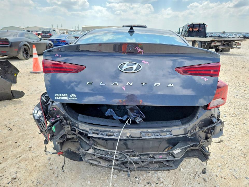 Снимка 6 от търг – 2020 HYUNDAI ELANTRA с VIN 5NPD84LF7LH594630
