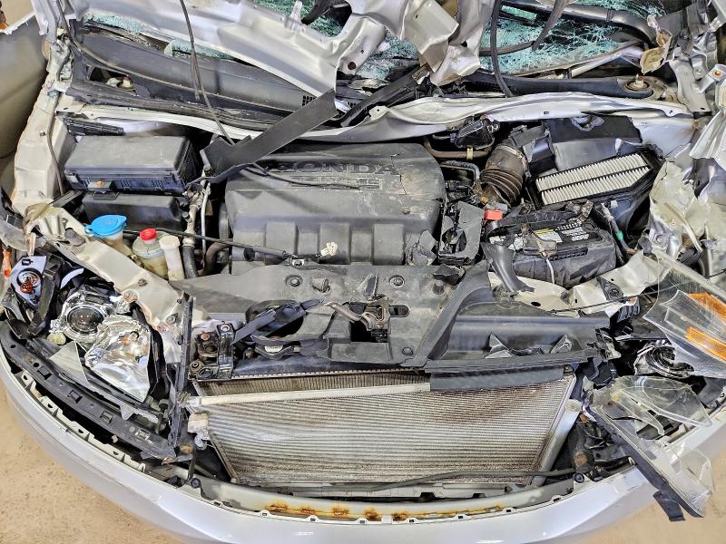 Photo 12 from auction – 2015 HONDA ODYSSEY with VIN 5FNRL5H69FB107191