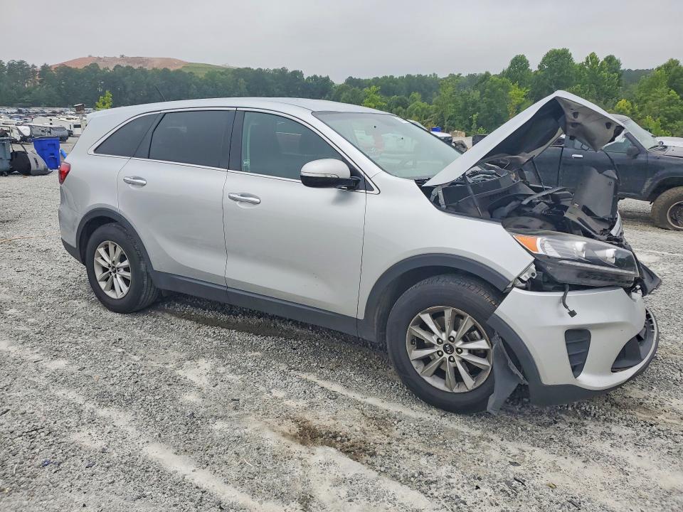 Фото 4 с аукциона – 2019 KIA SORENTO с VIN 5XYPG4A3XKG573947
