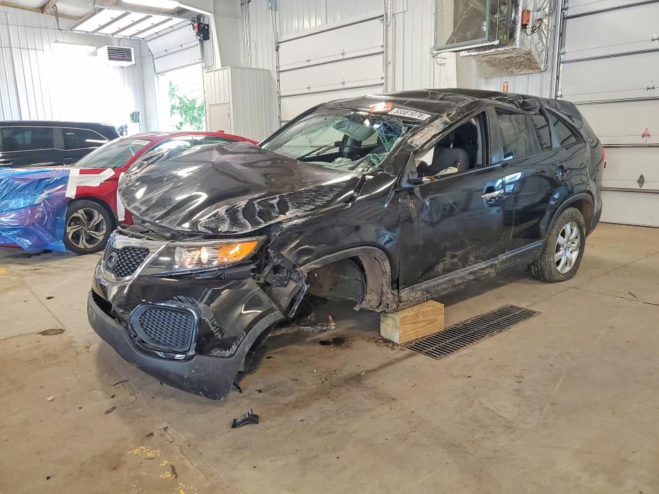 KIA SORENTO 2011 with VIN 5XYKT3A19BG007051 - Photo from auction