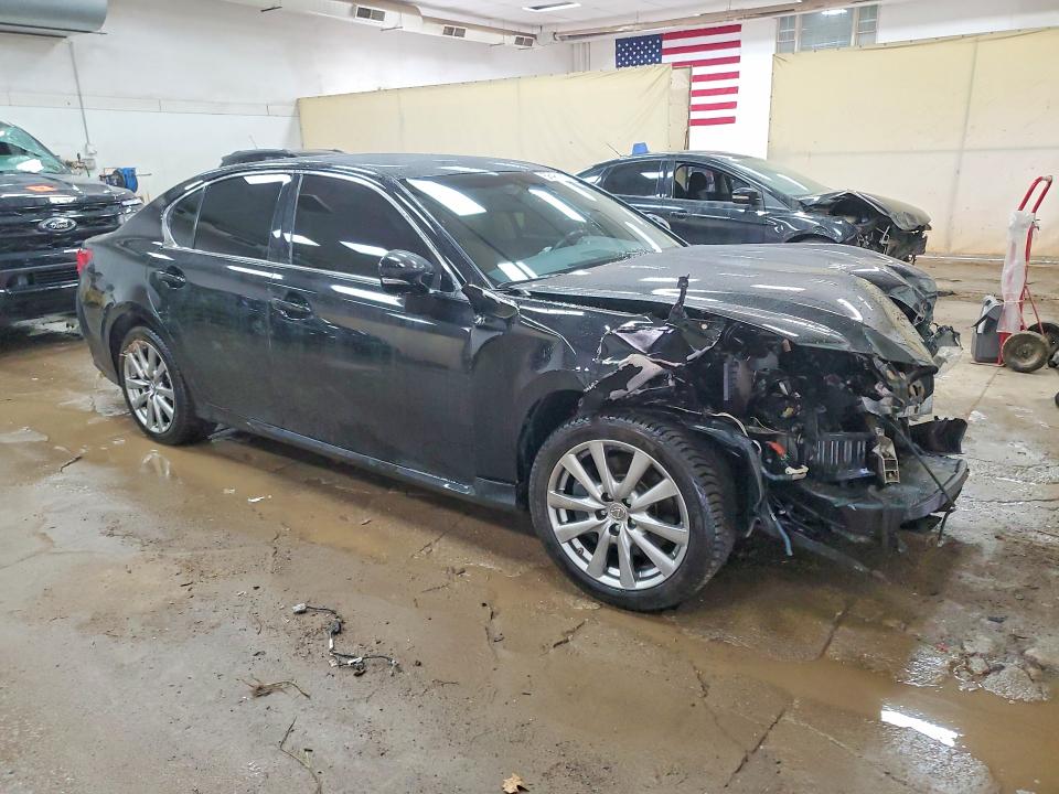 Photo 4 from auction – 2014 LEXUS GS with VIN JTHCE1BL9E5026875