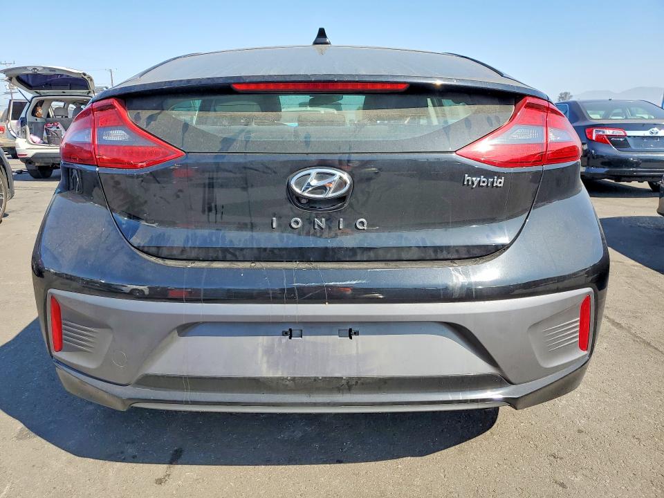 Photo 6 from auction – 2018 HYUNDAI IONIQ with VIN KMHC75LC3JU073171