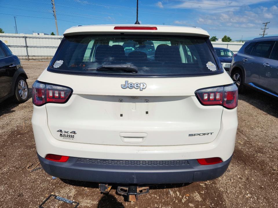 Photo 6 from auction – 2018 JEEP COMPASS with VIN 3C4NJDAB0JT205249