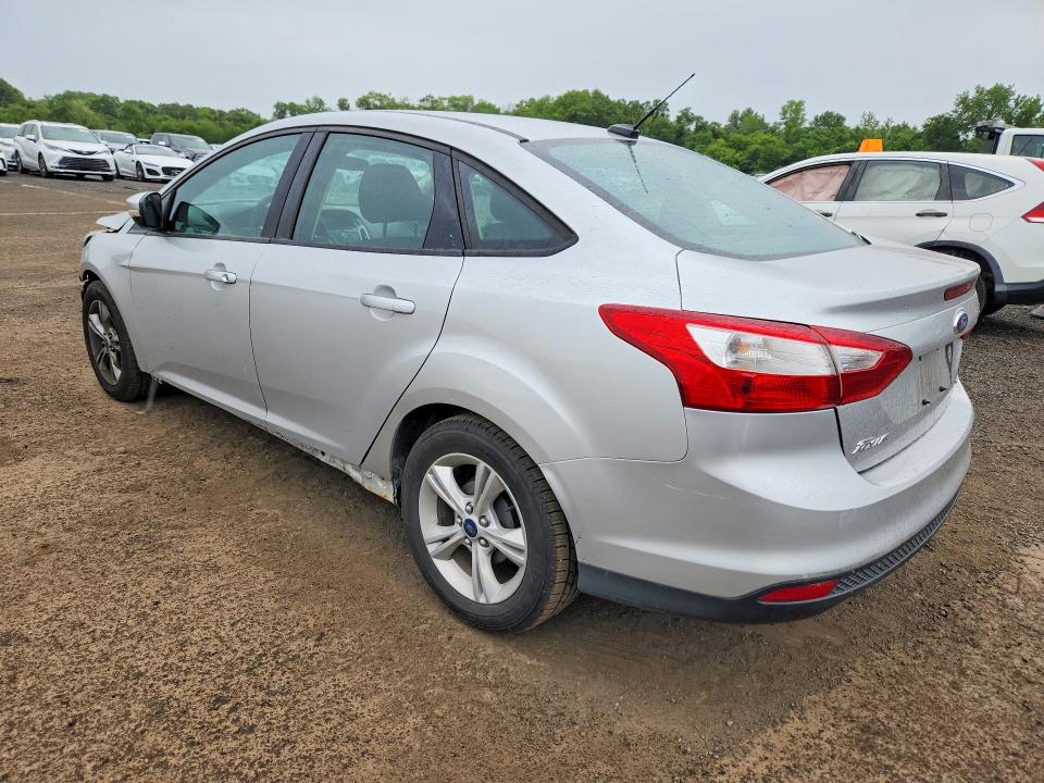 Снимка 2 от търг – 2013 FORD FOCUS с VIN 1FADP3F27DL350520