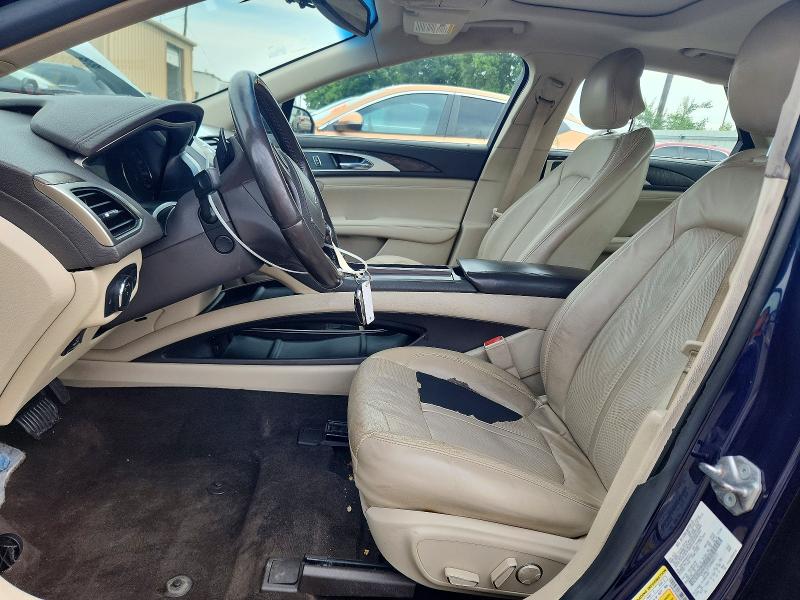 Photo 7 from auction – 2017 LINCOLN MKZ with VIN 3LN6L5F93HR602113