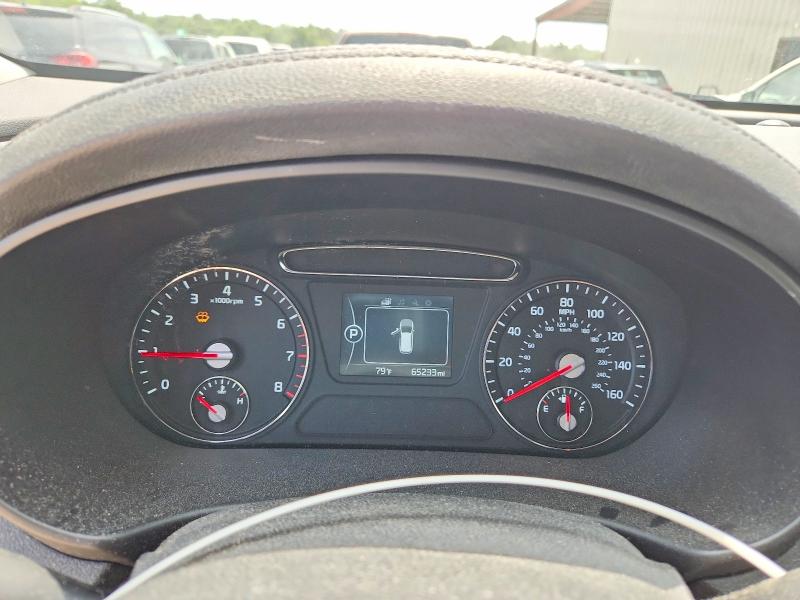 Photo 9 from auction – 2017 KIA SORENTO with VIN 5XYPG4A34HG271627