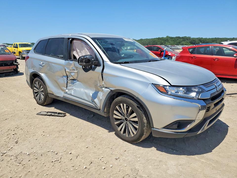 Photo 4 from auction – 2020 MITSUBISHI OUTLANDER with VIN JA4AZ3A31LZ026833