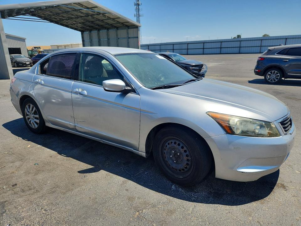 Photo 4 from auction – 2009 HONDA ACCORD with VIN JHMCP263X9C006243