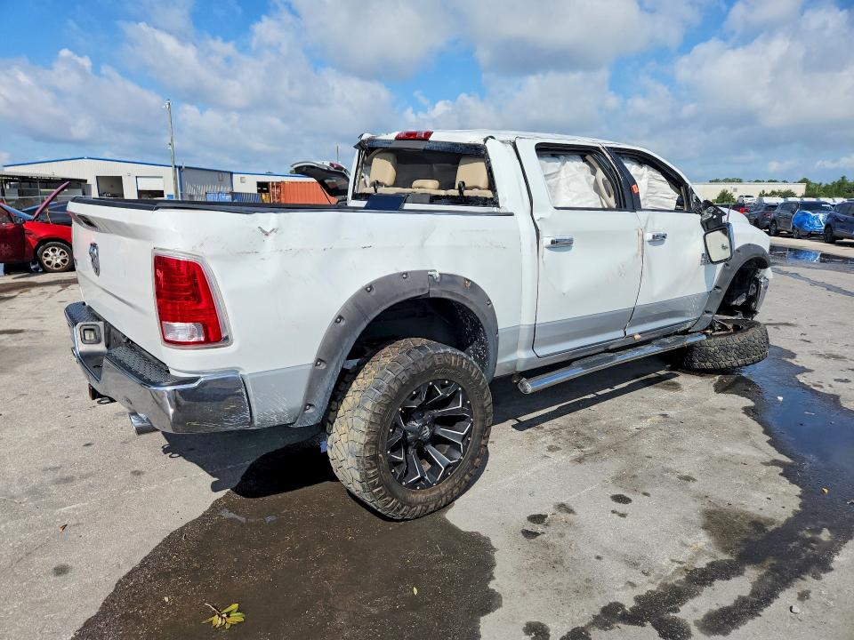 Photo 3 from auction – 2014 RAM 1500 with VIN 1C6RR6NT8ES102751