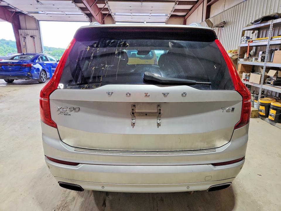 Photo 6 from auction – 2016 VOLVO XC90 with VIN YV4A22PK5G1092905