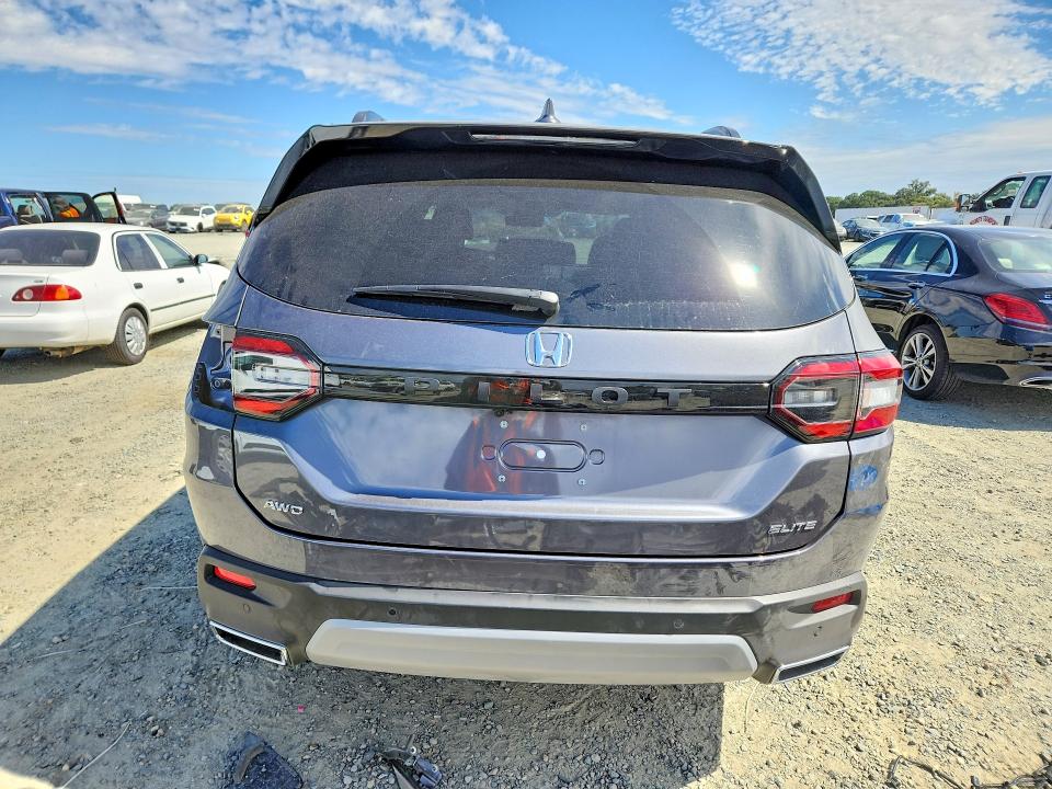 Photo 6 from auction – 2025 HONDA PILOT with VIN 5FNYG1H85SB123764