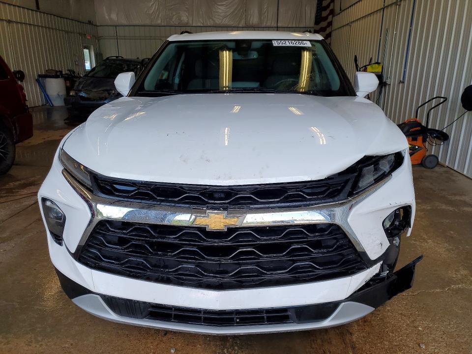 Photo 5 from auction – 2023 CHEVROLET BLAZER with VIN 3GNKBCR42PS223791
