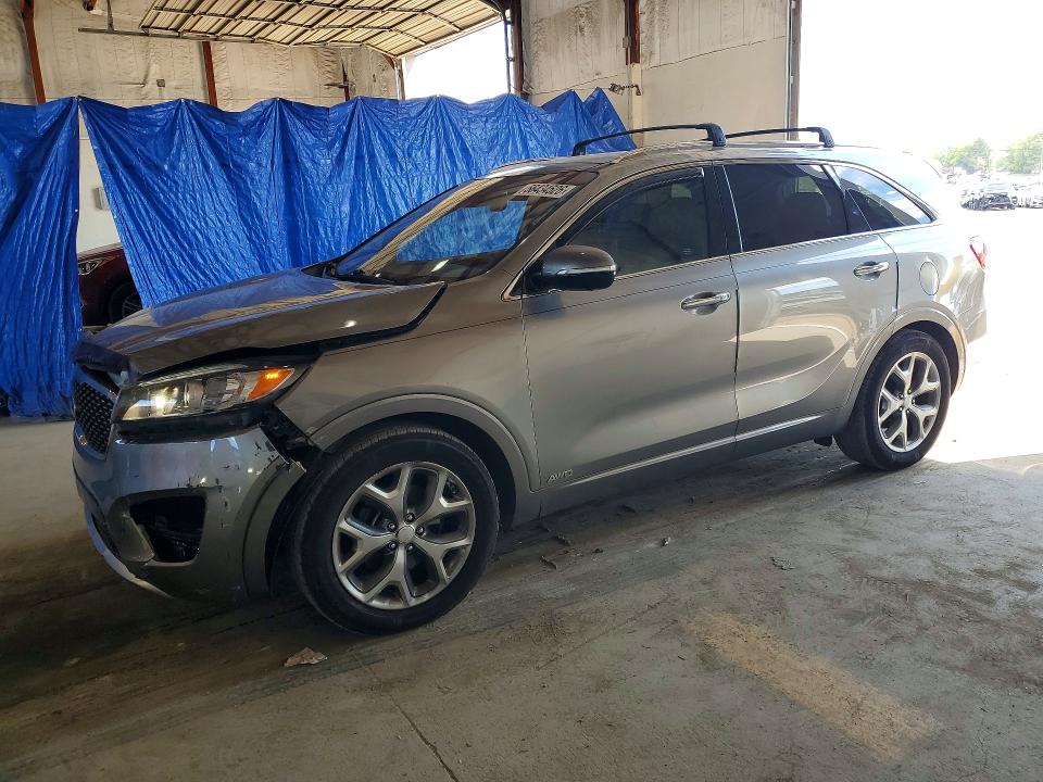 KIA SORENTO 2016 with VIN 5XYPKDA15GG030655 - Photo from auction