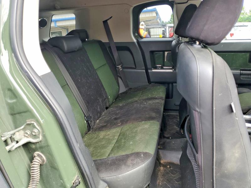 Photo 11 from auction – 2011 TOYOTA FJ CRUISER with VIN JTEBU4BF0BK111981