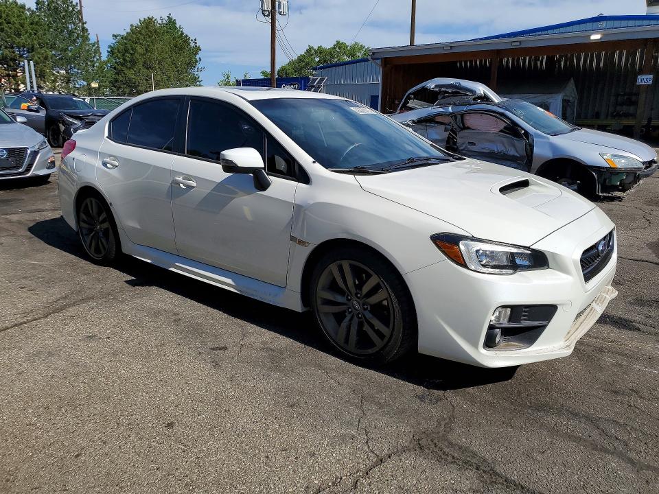 Foto 4 de la subasta – 2016 SUBARU WRX con VIN JF1VA1L61G9810418