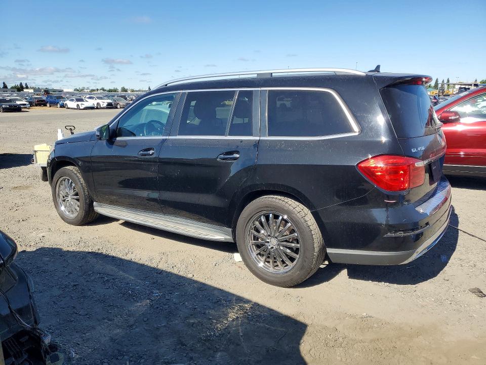 Photo 2 from auction – 2015 MERCEDES-BENZ GL with VIN 4JGDF6EEXFA605553