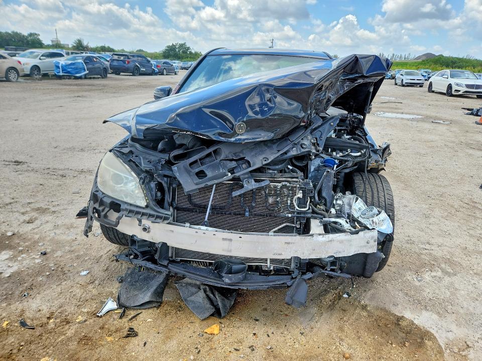 Photo 5 from auction – 2010 MERCEDES-BENZ C with VIN WDDGF8BB2AR105782