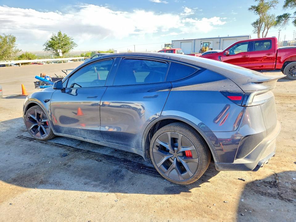 Photo 2 from auction – 2026 TESLA MODEL Y with VIN 7SAYGDET2TA670048