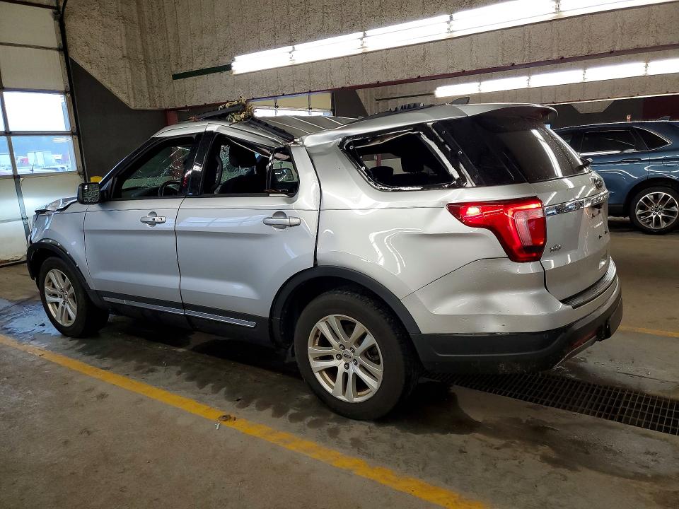 Фото 2 с аукциона – 2019 FORD EXPLORER с VIN 1FM5K8D8XKGA50134
