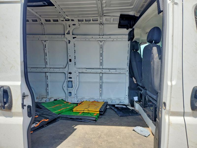 Photo 11 from auction – 2024 RAM PROMASTER 2500 with VIN 3C6LRVDG5RE149507