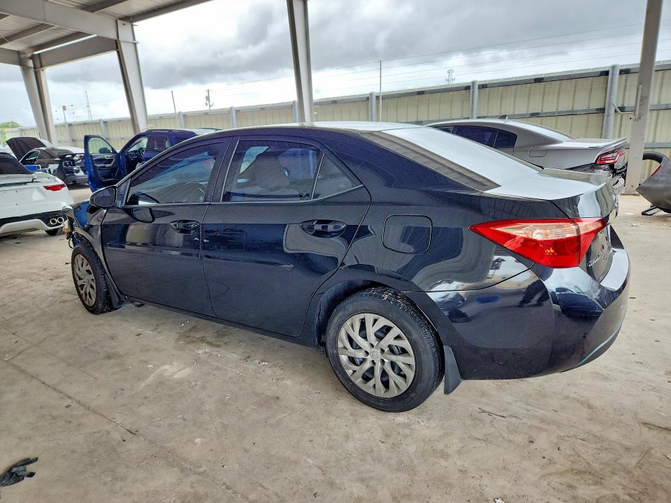 Photo 2 from auction – 2017 TOYOTA COROLLA with VIN 2T1BURHE7HC850114