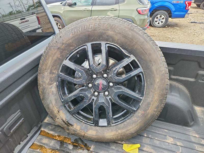 Photo 10 from auction – 2024 GMC SIERRA 1500 with VIN 3GTUUCED3RG456540