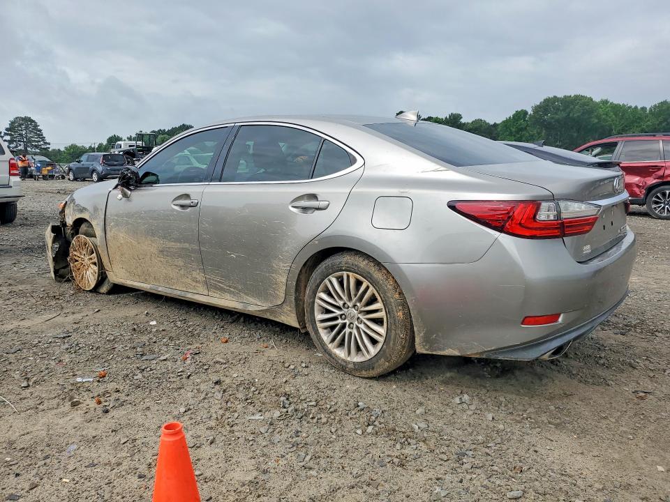 Photo 2 from auction – 2018 LEXUS ES with VIN 58ABK1GG8JU081243