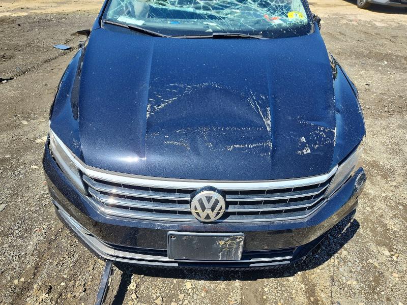 Photo 11 from auction – 2017 VOLKSWAGEN PASSAT with VIN 1VWGT7A39HC012937