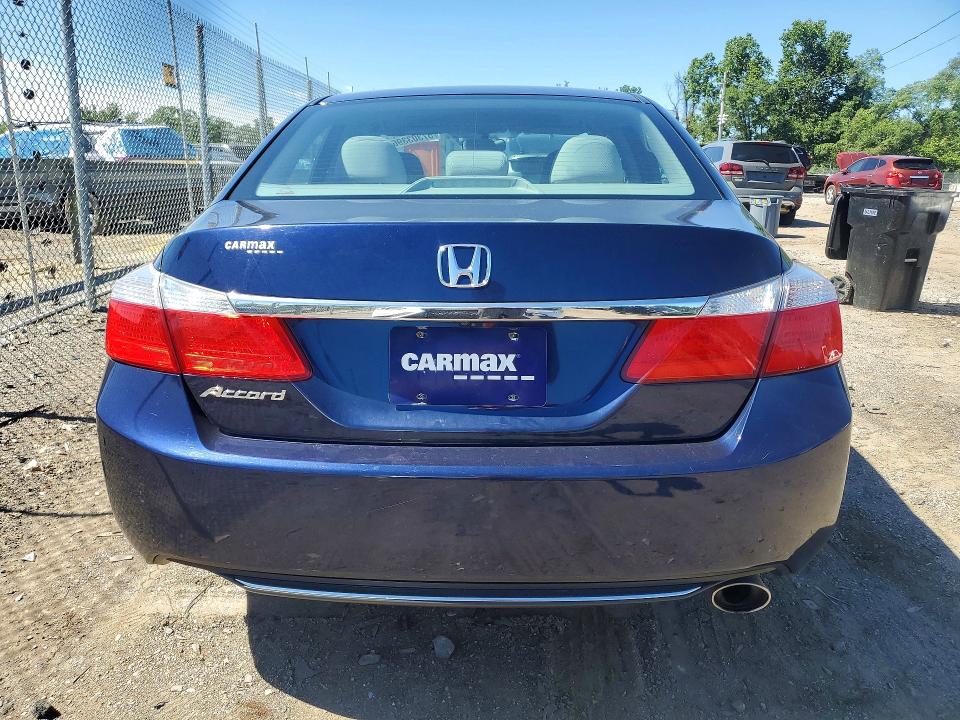 Photo 6 from auction – 2015 HONDA ACCORD with VIN 1HGCR2F78FA138876