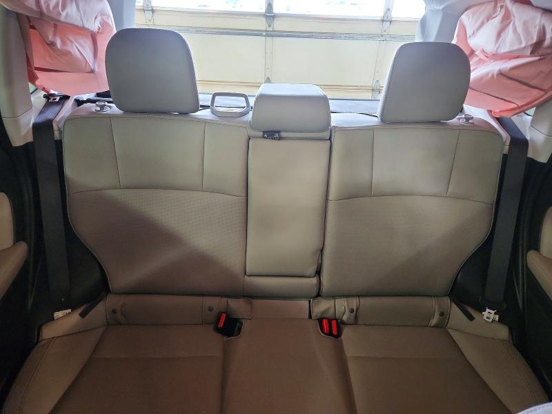 Photo 10 from auction – 2018 SUBARU FORESTER with VIN JF2SJAJC2JH423977